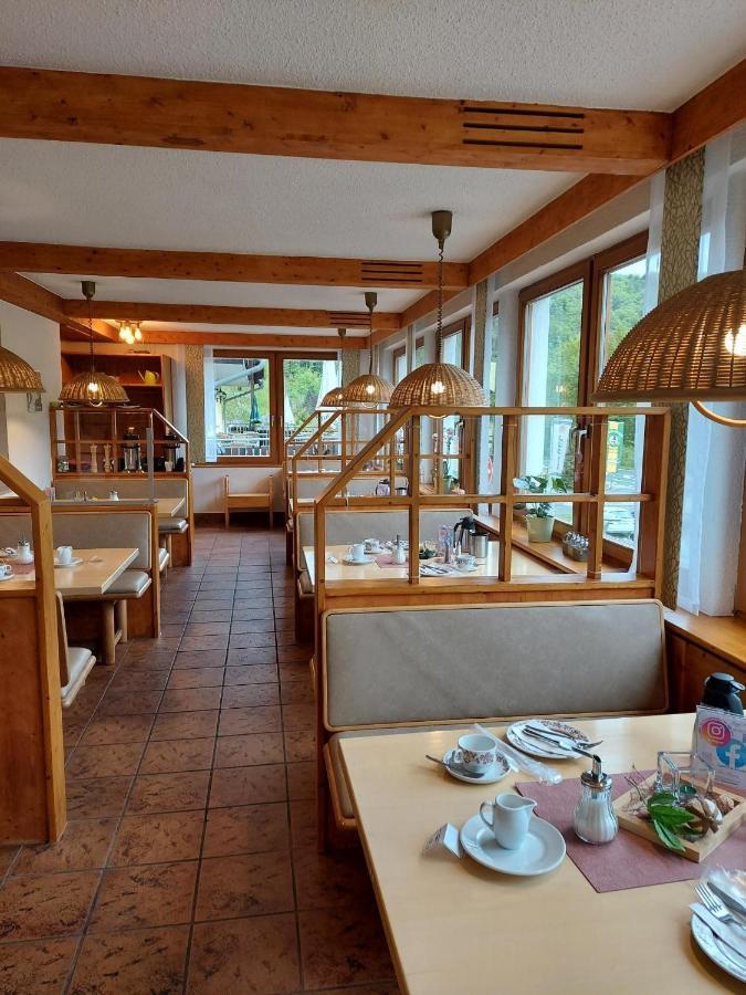 Hotel Landgasthof Frankenstern โกสไวน์ชไตน์ ภายนอก รูปภาพ