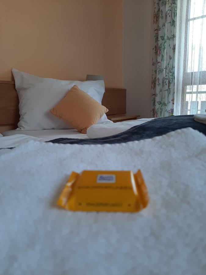 Hotel Landgasthof Frankenstern โกสไวน์ชไตน์ ภายนอก รูปภาพ