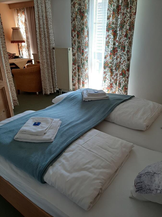 Hotel Landgasthof Frankenstern โกสไวน์ชไตน์ ภายนอก รูปภาพ