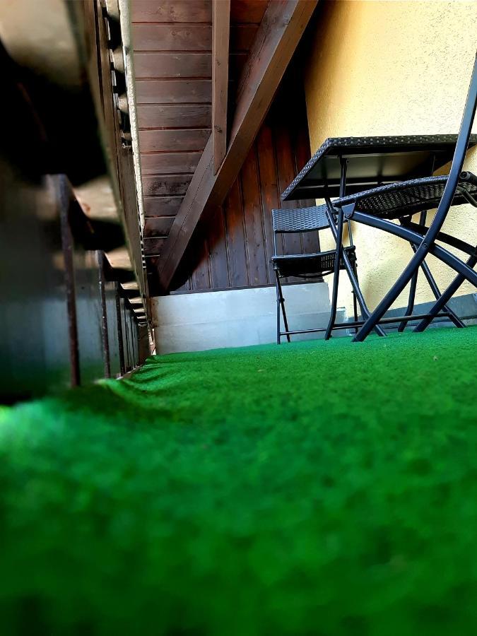 Hotel Landgasthof Frankenstern โกสไวน์ชไตน์ ภายนอก รูปภาพ
