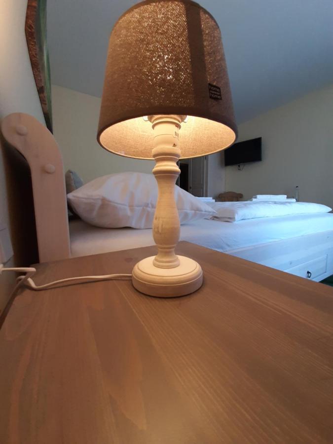 Hotel Landgasthof Frankenstern โกสไวน์ชไตน์ ภายนอก รูปภาพ
